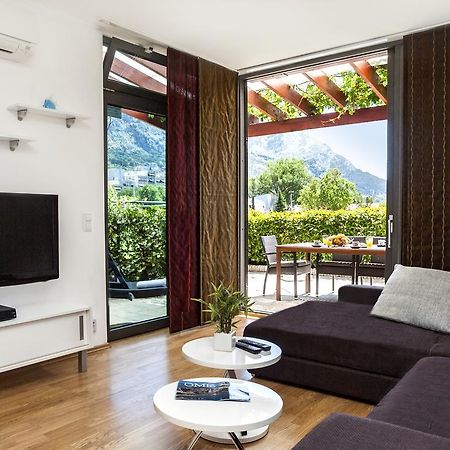 Apartment Lejo Омиш Экстерьер фото