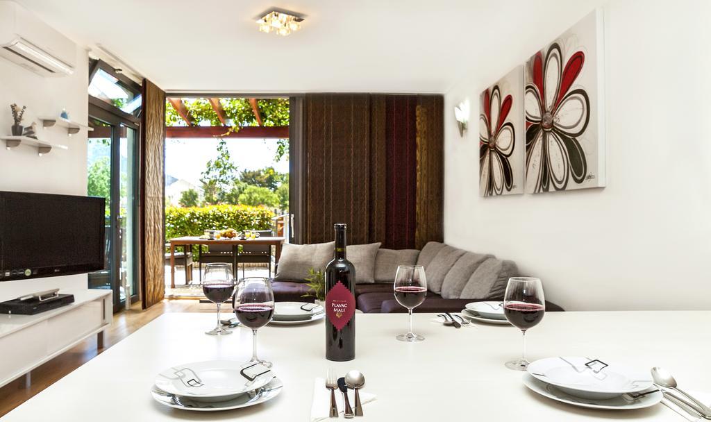 Apartment Lejo Омиш Экстерьер фото