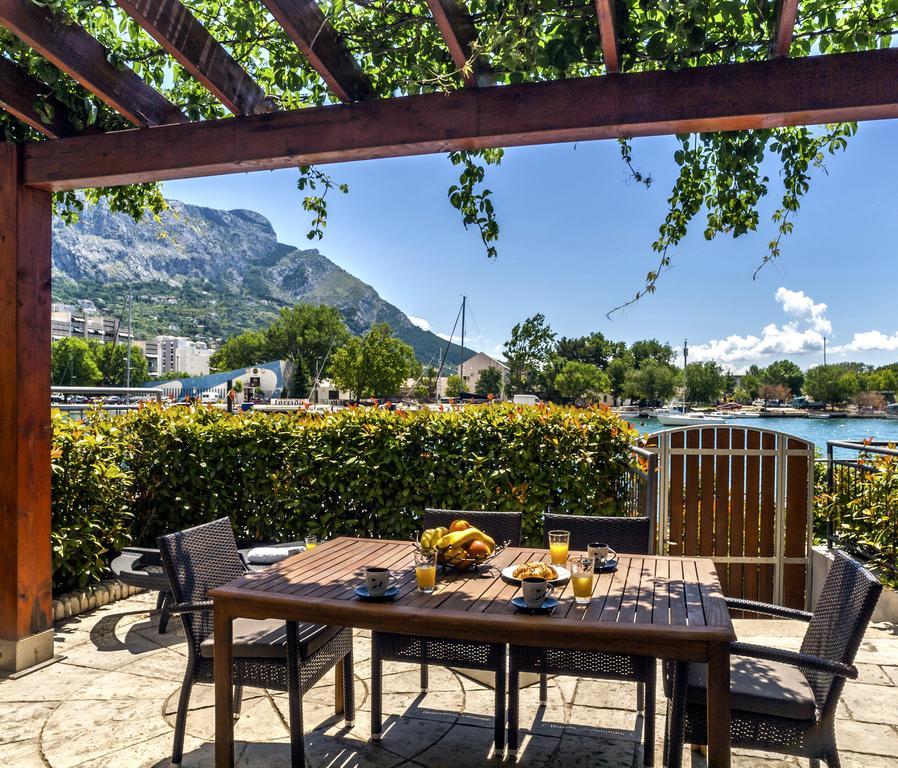 Apartment Lejo Омиш Экстерьер фото